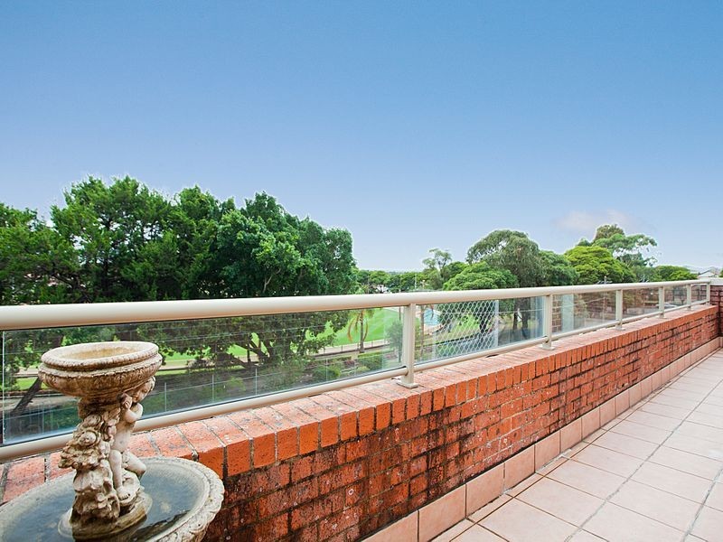 9/15-17 Gordon Street, Hurstville NSW 2220