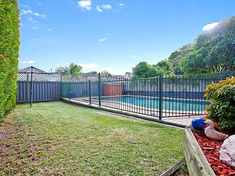 207 Carrington Ave, Hurstville NSW 2220