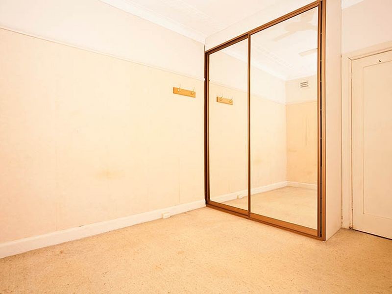 46 Queens Rd, Hurstville NSW 2220