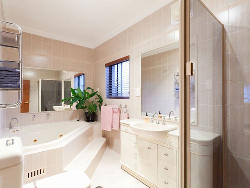 336 Stoney Creek Rd, Kingsgrove NSW 2208