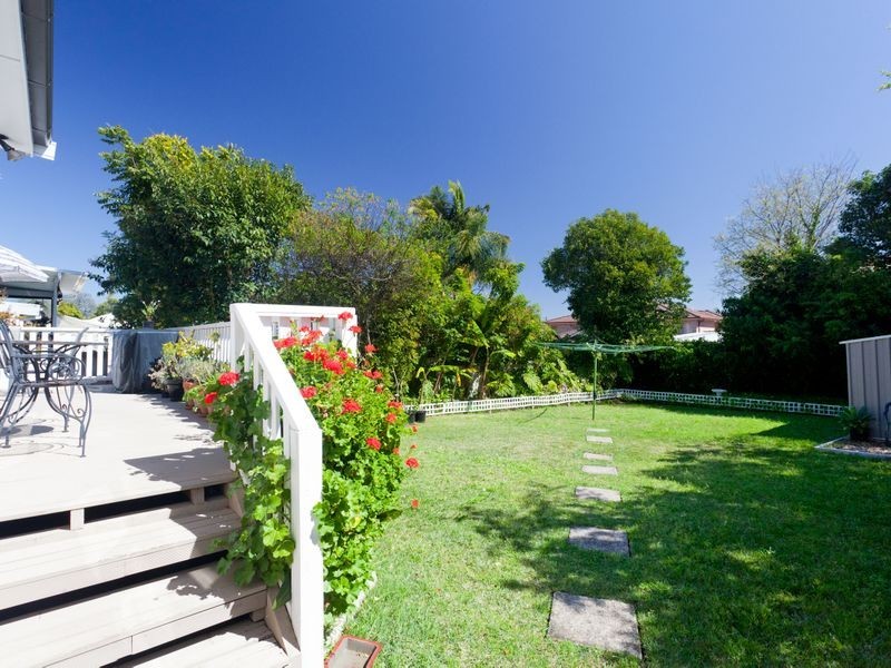 66 Barnards Avenue, Hurstville NSW 2220