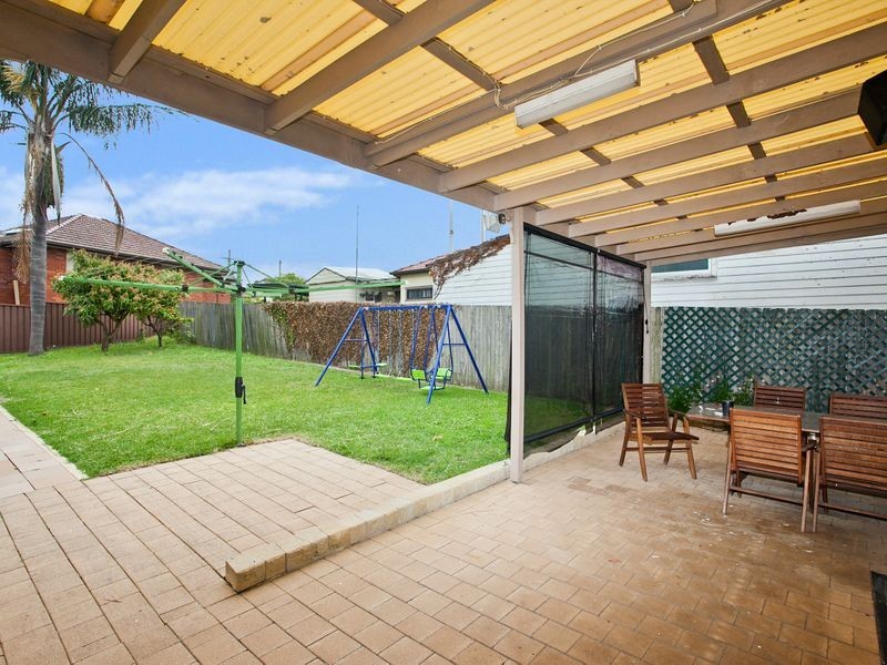 66 Baumans Road, Peakhurst NSW 2210