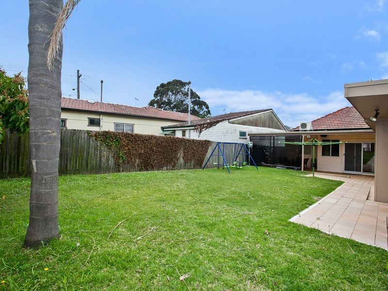 66 Baumans Road, Peakhurst NSW 2210