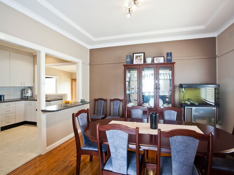 66 Baumans Road, Peakhurst NSW 2210