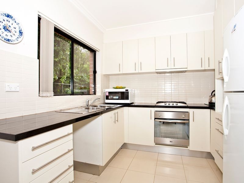 2/40 Woids Avenue, Hurstville NSW 2220