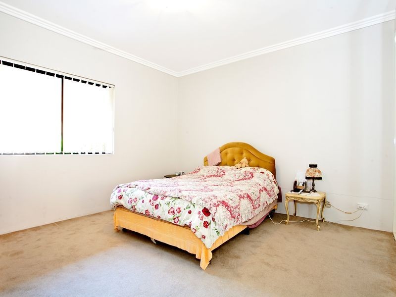 2/40 Woids Avenue, Hurstville NSW 2220