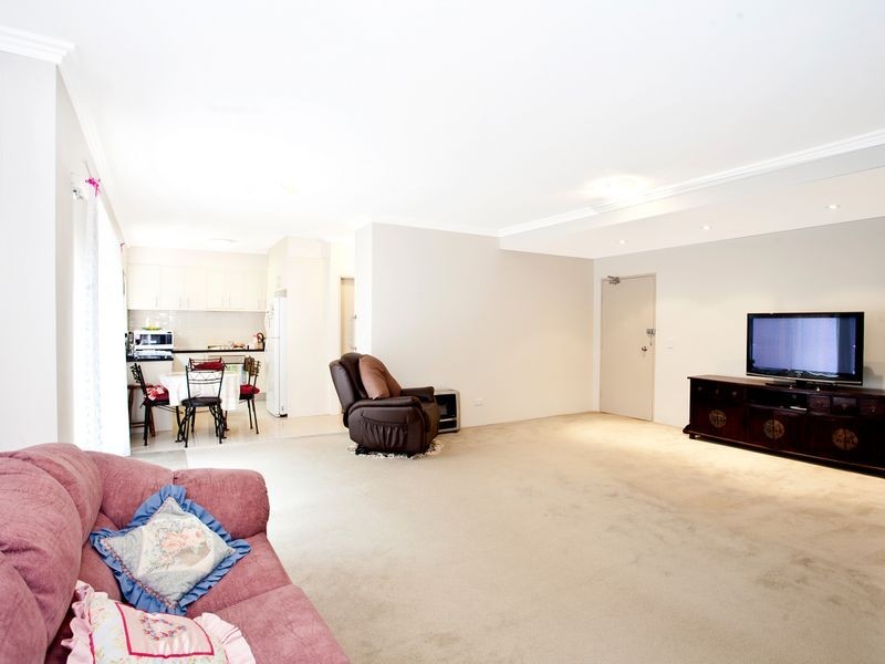 2/40 Woids Avenue, Hurstville NSW 2220