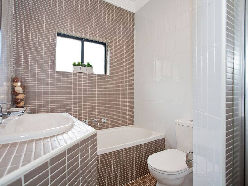 52 St Elmo Parade, Kingsgrove NSW 2208