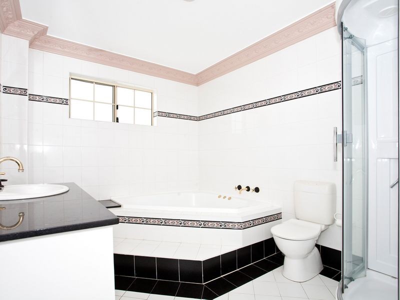 16 Hampton Street, Hurstville Grove NSW 2220