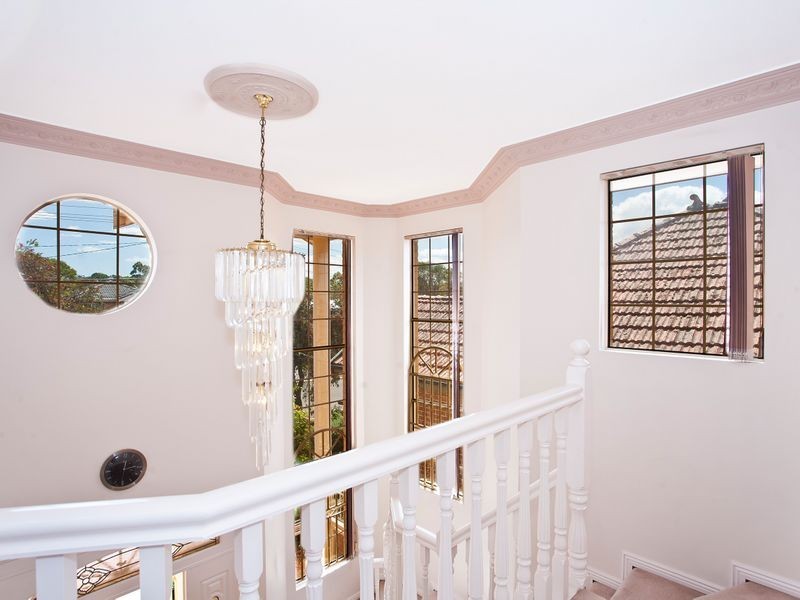 16 Hampton Street, Hurstville Grove NSW 2220