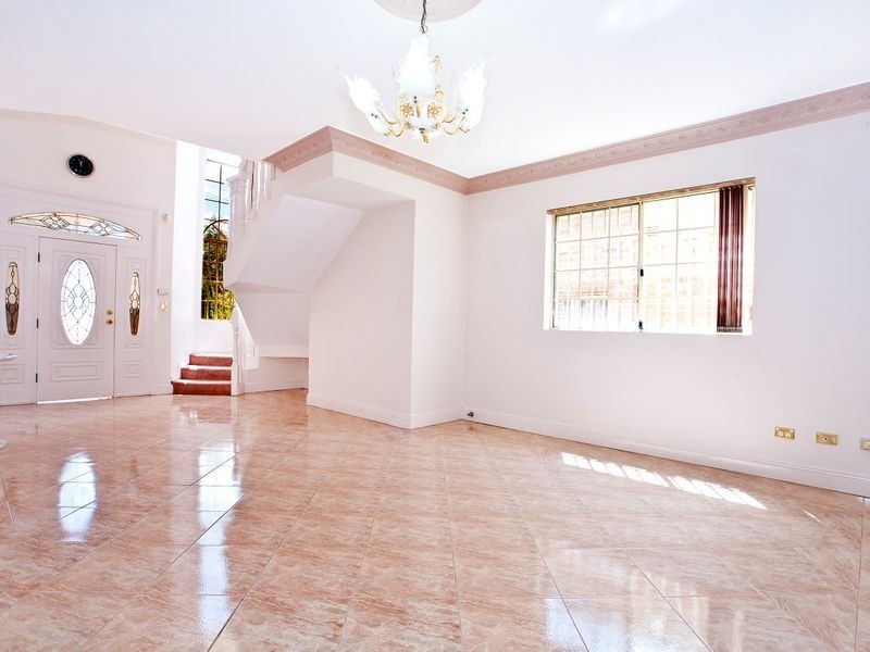 16 Hampton Street, Hurstville Grove NSW 2220