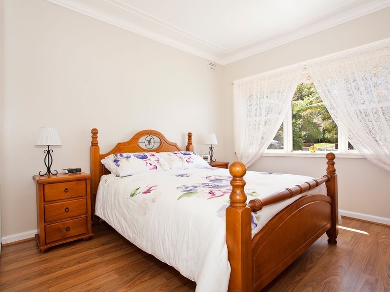 36 Allambee Crescent, Beverly Hills NSW 2209