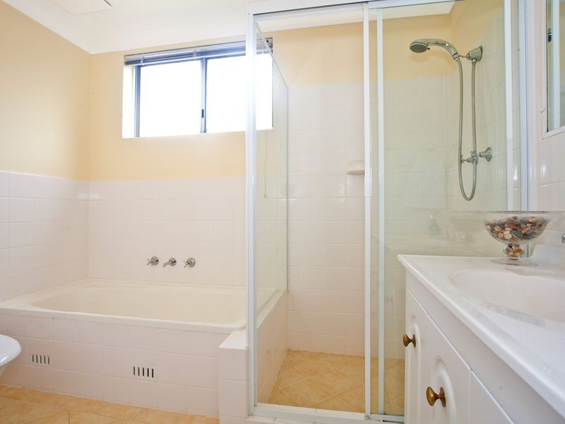 6/20-24 Carrington Avenue, Hurstville NSW 2220