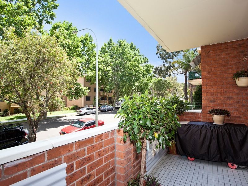 9/16 Garfield Street, Carlton NSW 2218