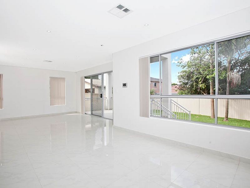 6 Annie Street, Hurstville NSW 2220