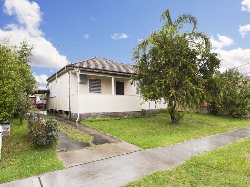 37 Waitara Parade, Hurstville Grove NSW 2220