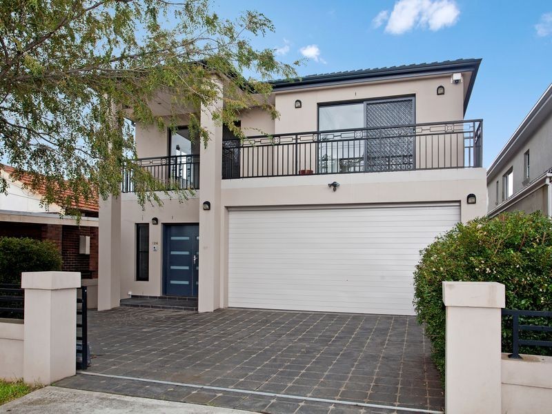 124 Gloucester Road, Hurstville NSW 2220