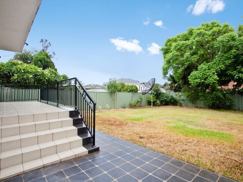 124 Gloucester Road, Hurstville NSW 2220