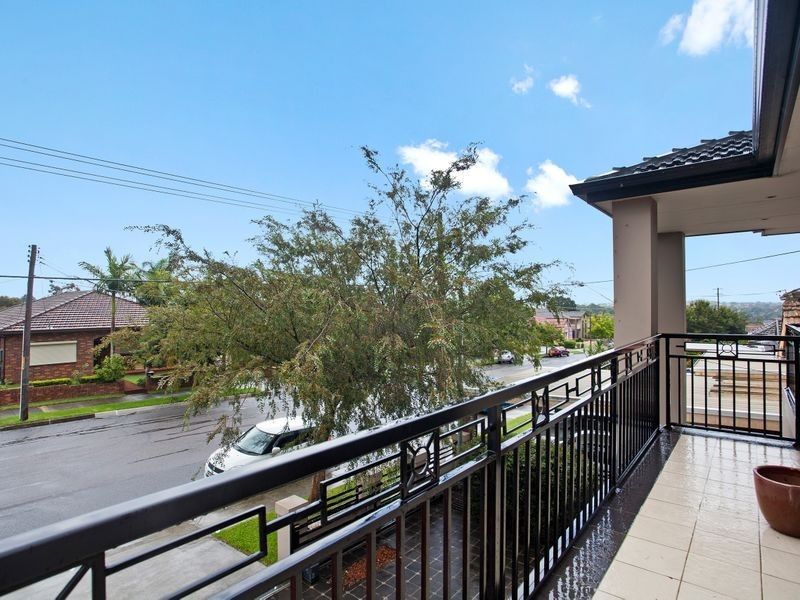 124 Gloucester Road, Hurstville NSW 2220