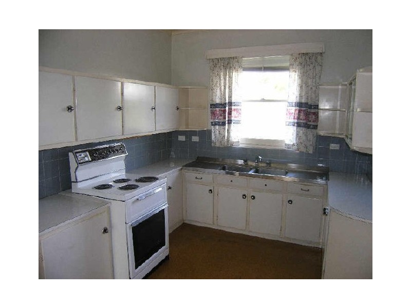 2A Woodlands Avenue, Lugarno NSW 2210