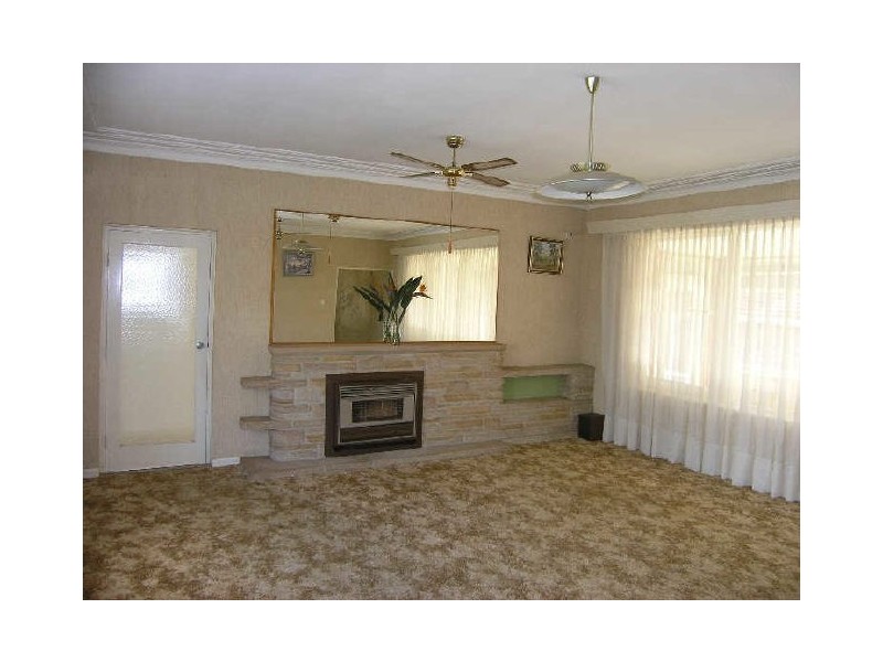 2A Woodlands Avenue, Lugarno NSW 2210