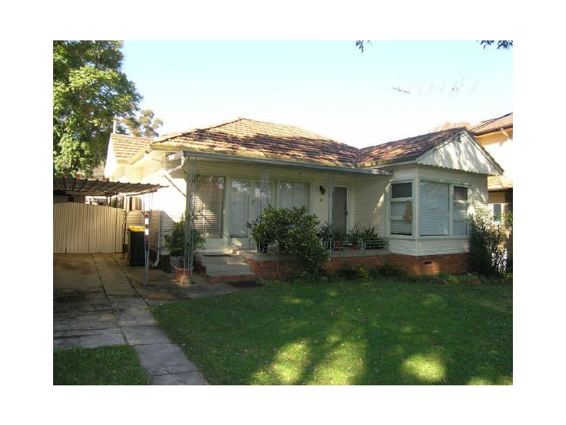 4 Sparkes Avenue, Mortdale NSW 2223