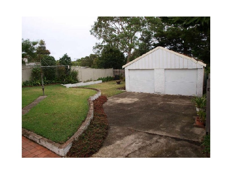 1 Dewrang Street, Carss Park NSW 2221