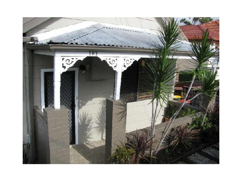 103 Bellevue Parade, Hurstville NSW 2220