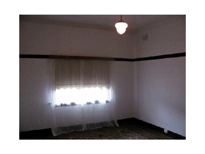 14 Cronulla Street, Carlton NSW 2218