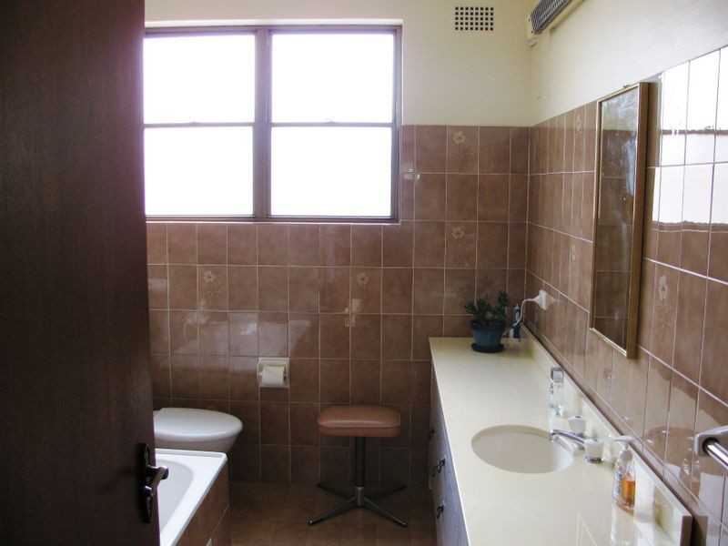 35 Nielsen Avenue, Carlton NSW 2218