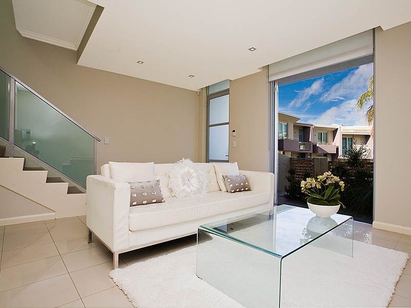 14-20 Madeira St, Sylvania NSW 2224