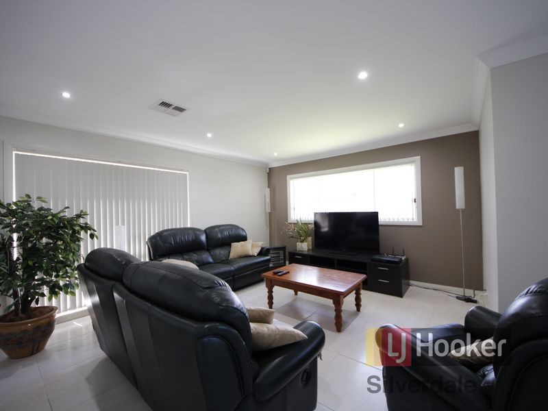 29 Horsley Circuit, Oran Park NSW 2570