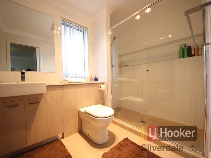 29 Horsley Circuit, Oran Park NSW 2570