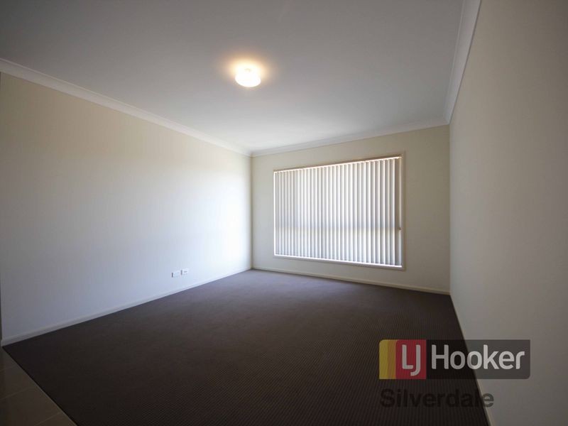 20 Finlay Street, Oran Park NSW 2570