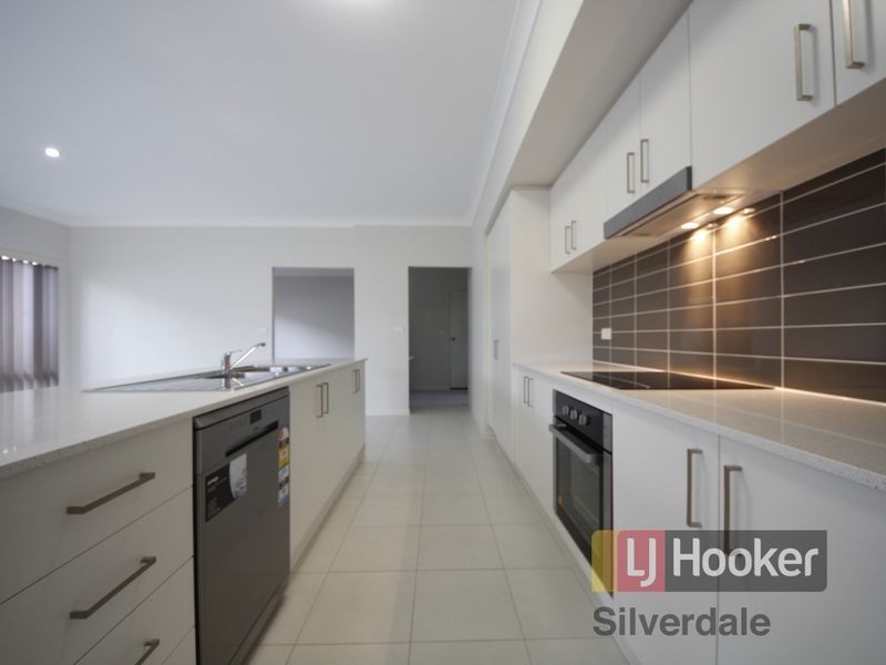 15 Willmington Loop, Oran Park NSW 2570