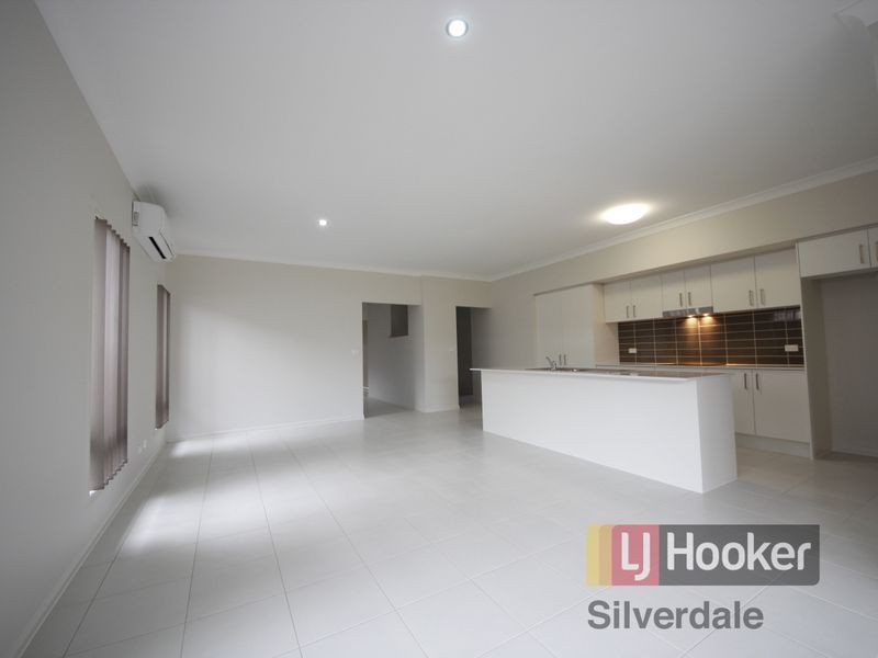 15 Willmington Loop, Oran Park NSW 2570
