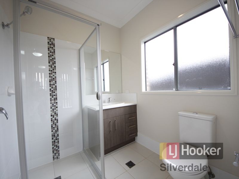 15 Willmington Loop, Oran Park NSW 2570