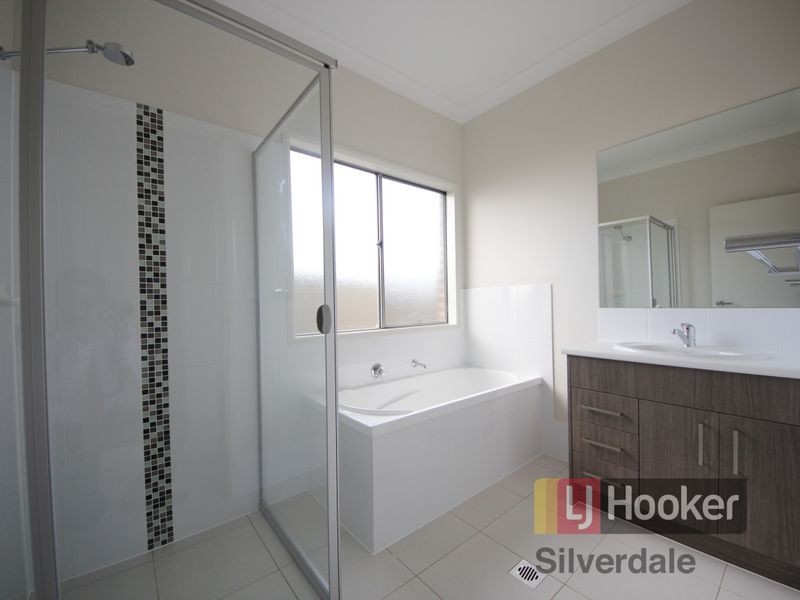 15 Willmington Loop, Oran Park NSW 2570