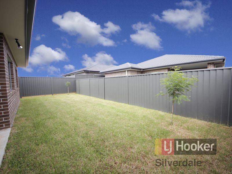 15 Willmington Loop, Oran Park NSW 2570