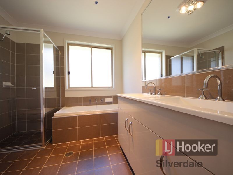 32 Skaife Street, Oran Park NSW 2570