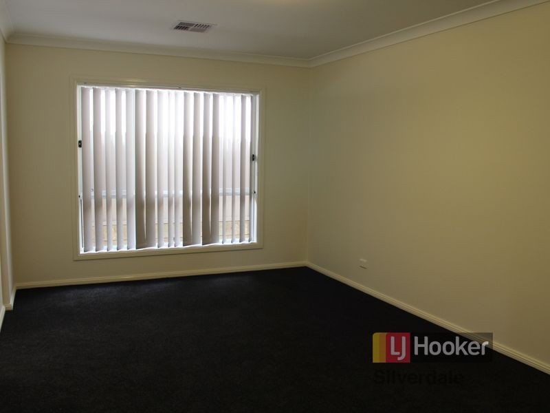 28 Murphy Street, Oran Park NSW 2570