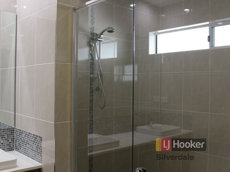 28 Murphy Street, Oran Park NSW 2570