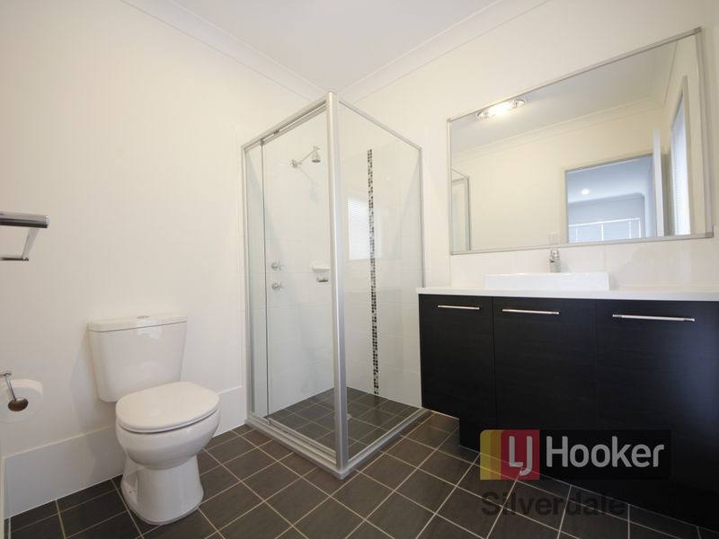 15 Skaife Street, Oran Park NSW 2570