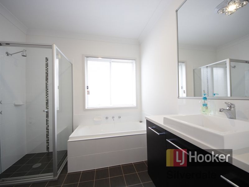 15 Skaife Street, Oran Park NSW 2570