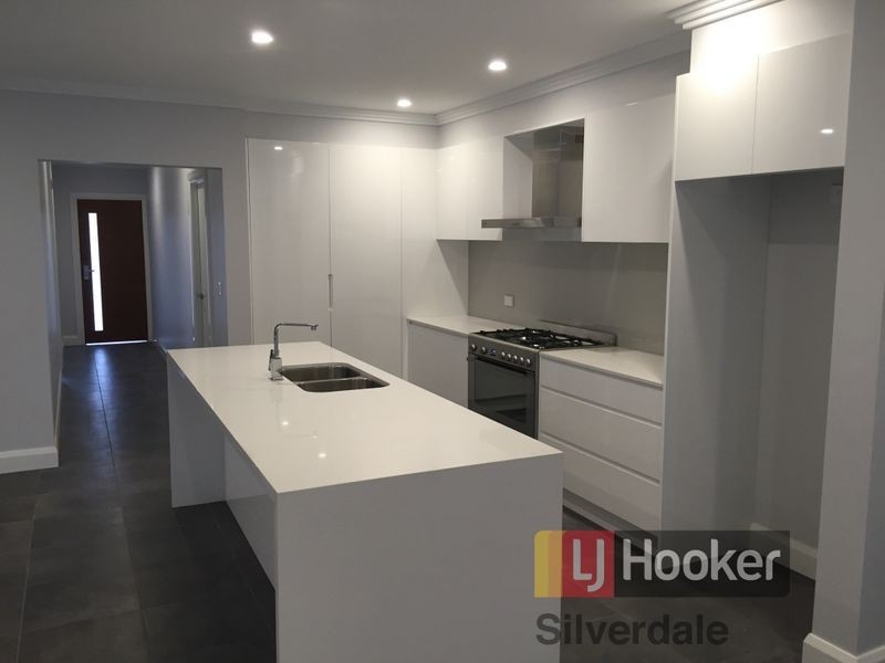 39 Kavanagh Street, Gregory Hills NSW 2557