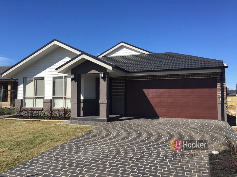 8 Loudon Crescent, Cobbitty NSW 2570