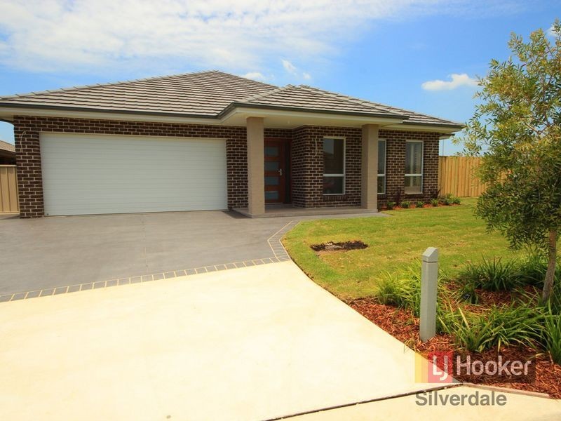 2 Skelton Street, Oran Park NSW 2570