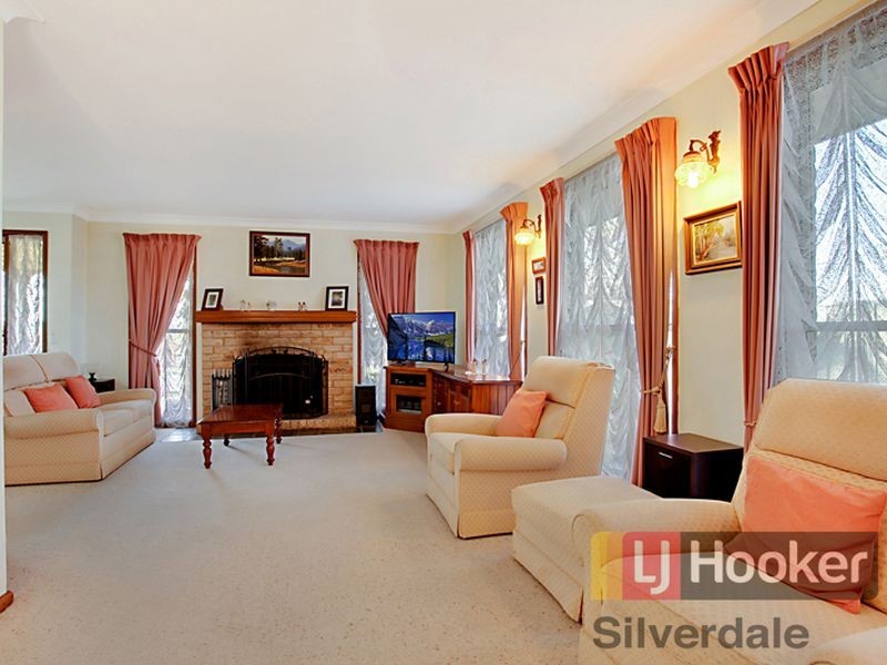 1 Graham Place, Silverdale NSW 2752