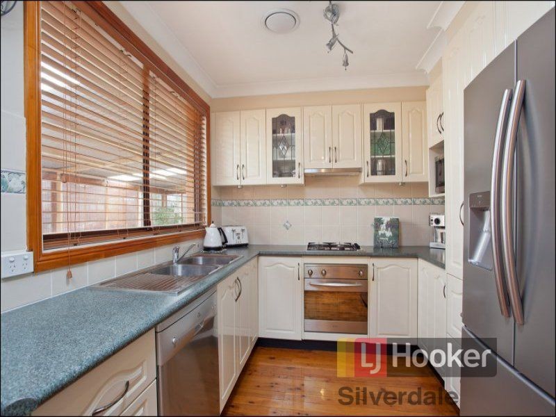 48 Kipling Drive, Colyton NSW 2760