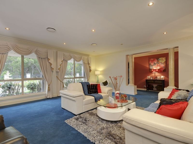 30 Thompsons Road, Newborough VIC 3825